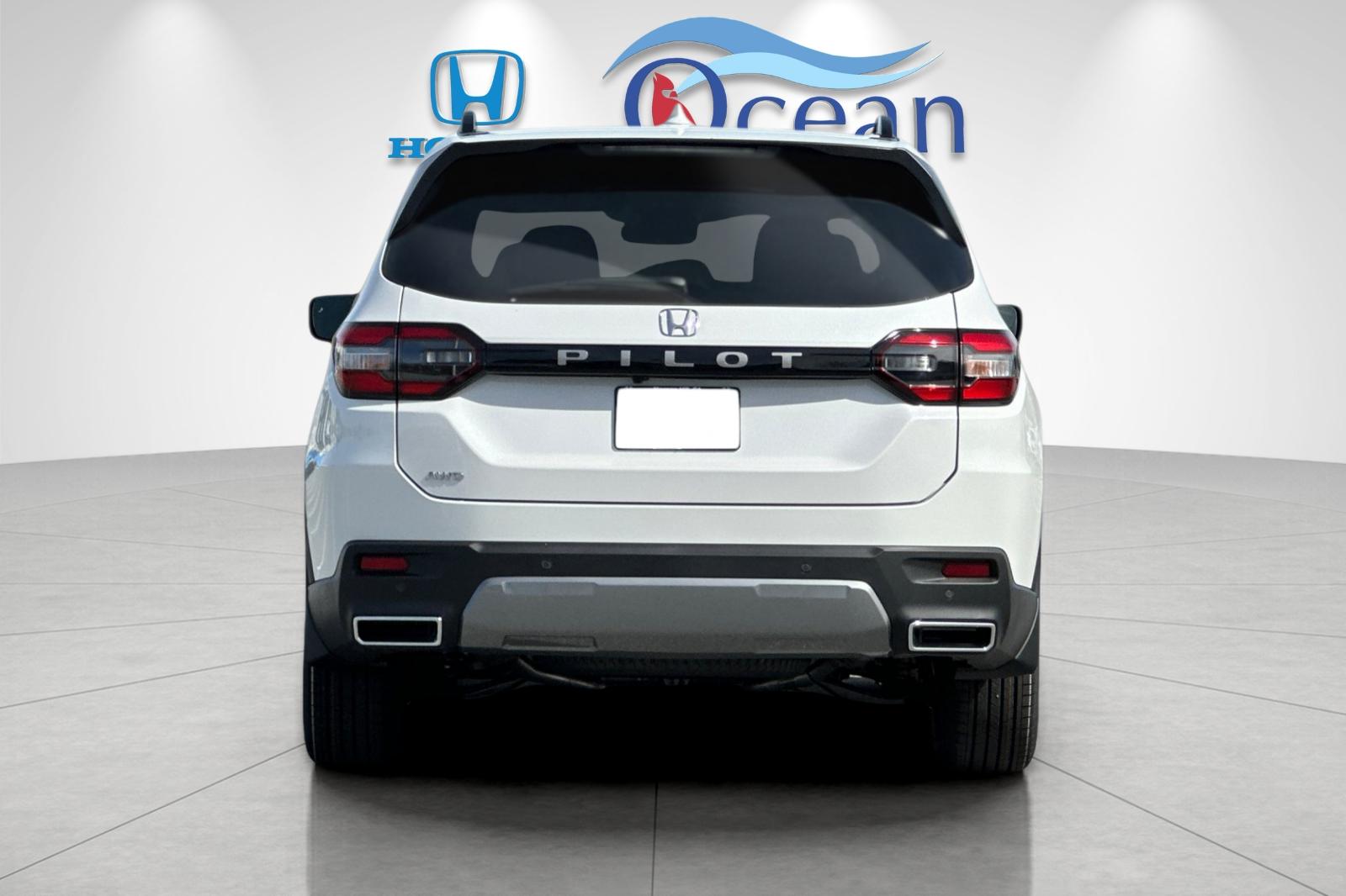 Used 2026 Platinum White Pearl Honda EX-L image 4