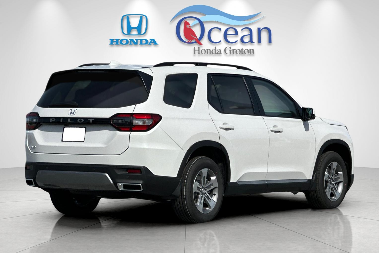Used 2026 Platinum White Pearl Honda EX-L image 3