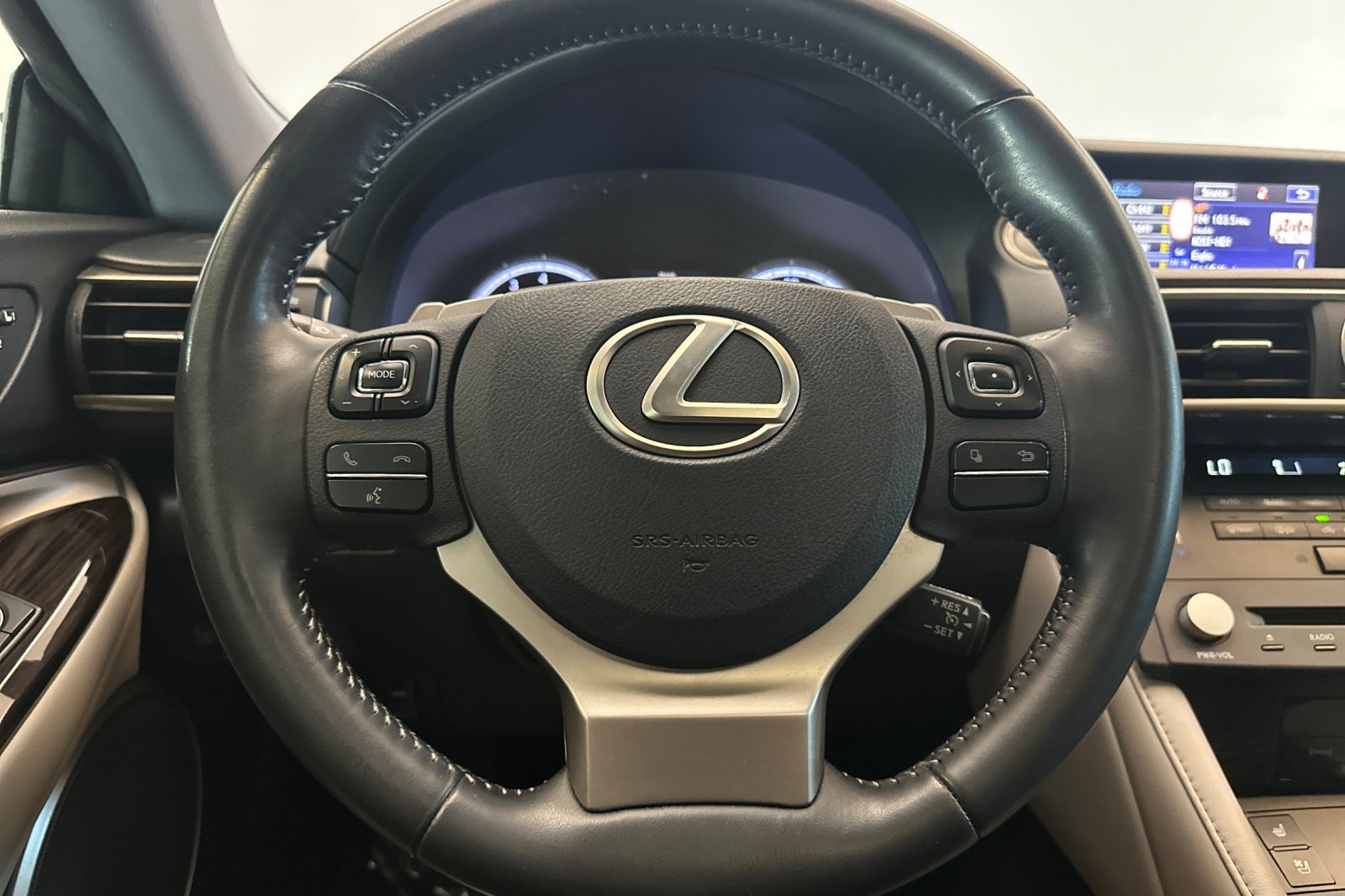 Used 2015 Black Lexus 350 image 23