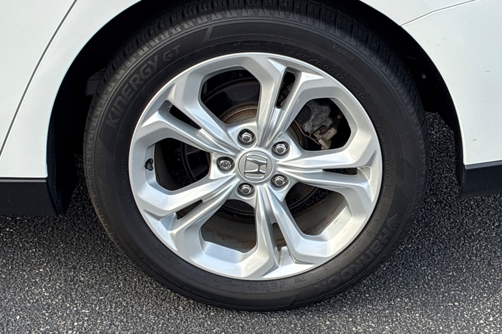 Used 2024 Platinum White Pearl Honda LX image 37