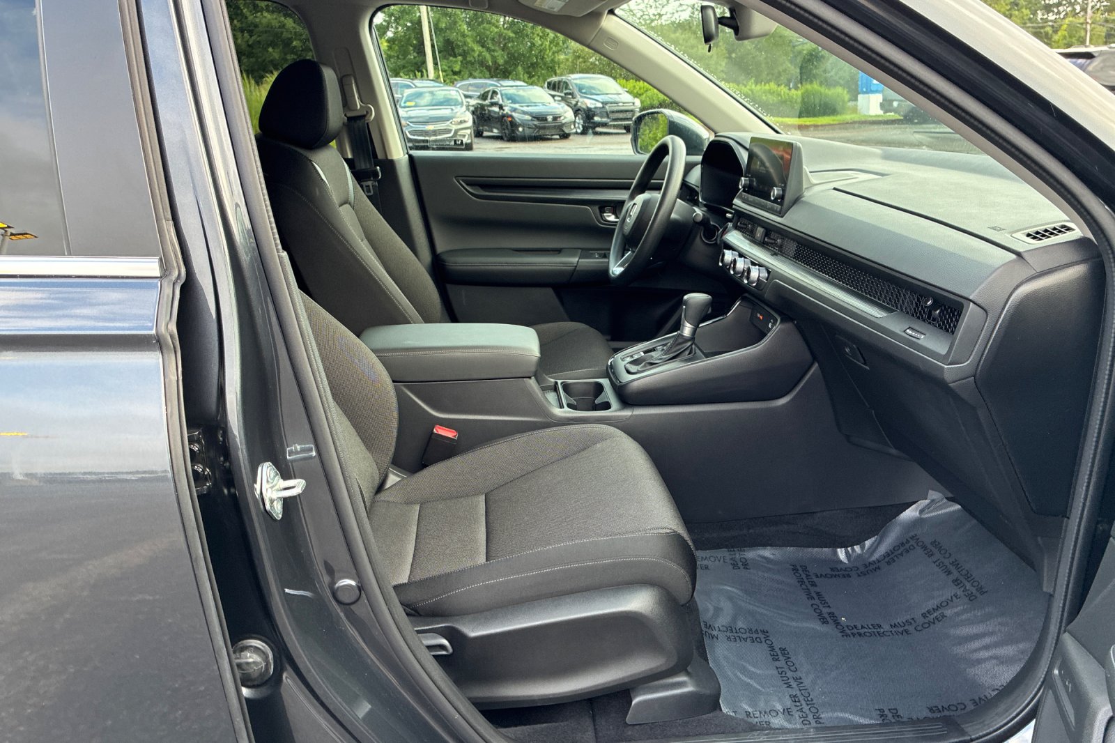 Used 2025 Meteorite Gray Metallic Honda LX image 19