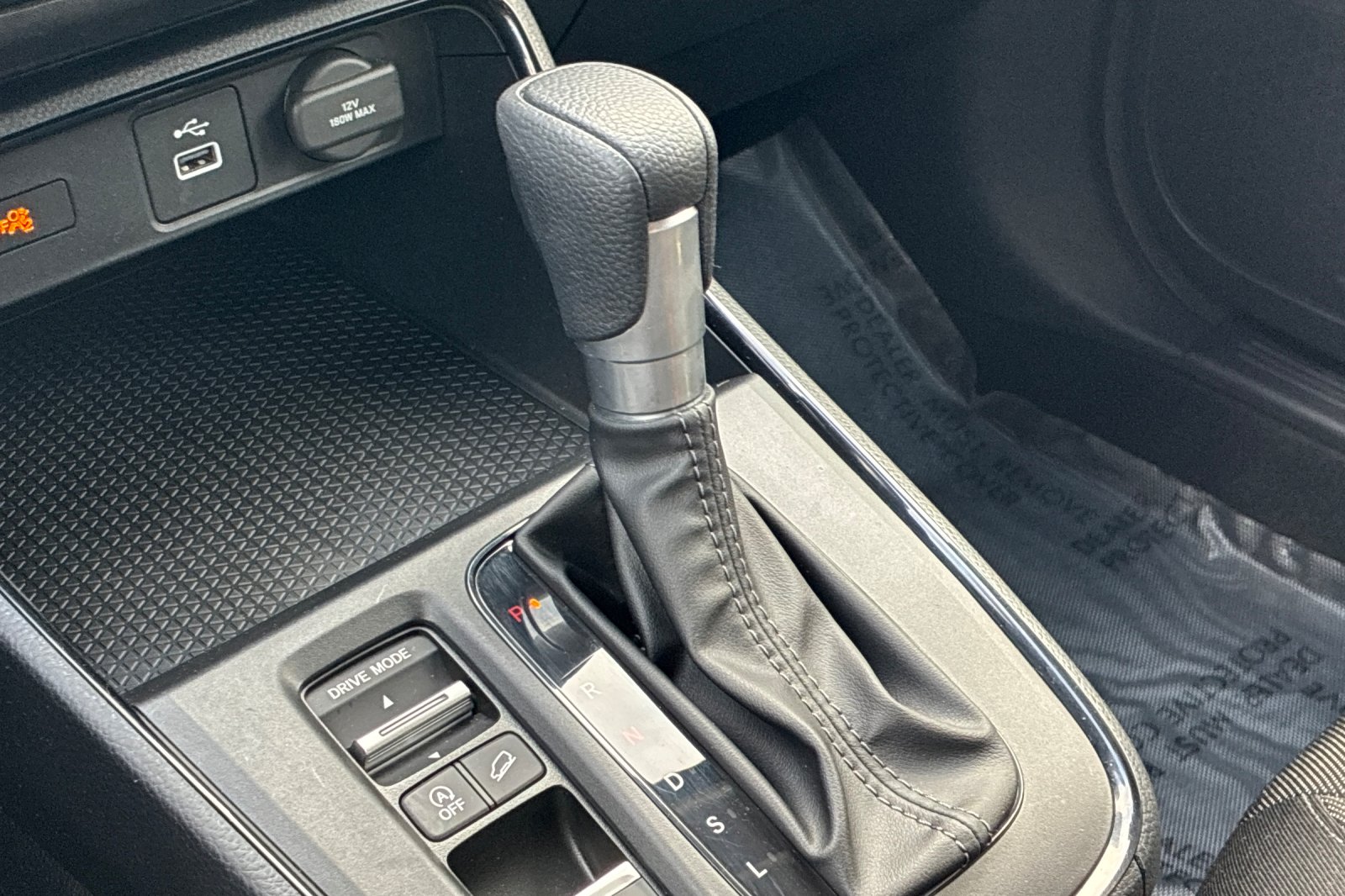 Used 2025 Meteorite Gray Metallic Honda LX image 25