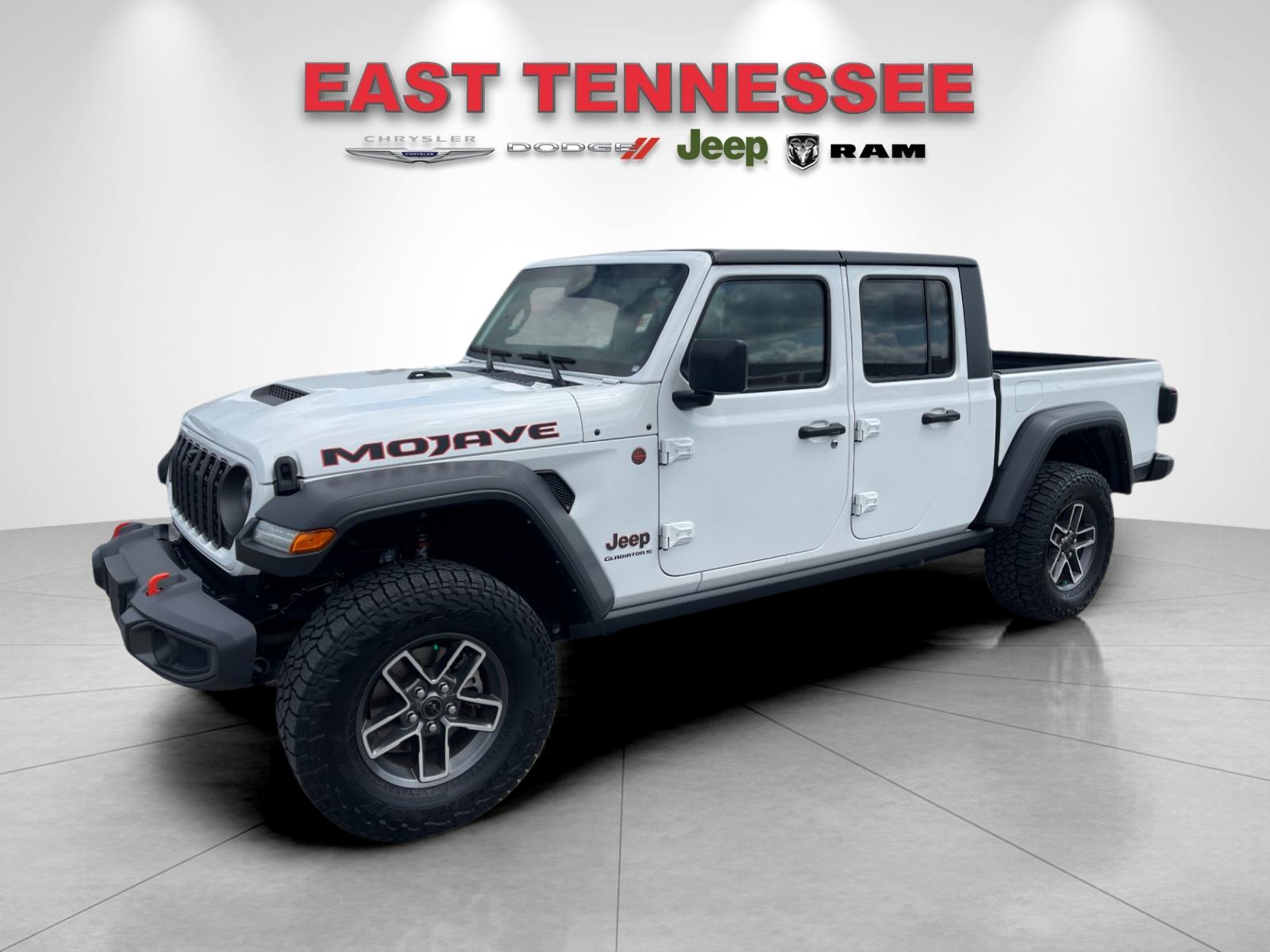 Used 2024 White Jeep Mojave image 7