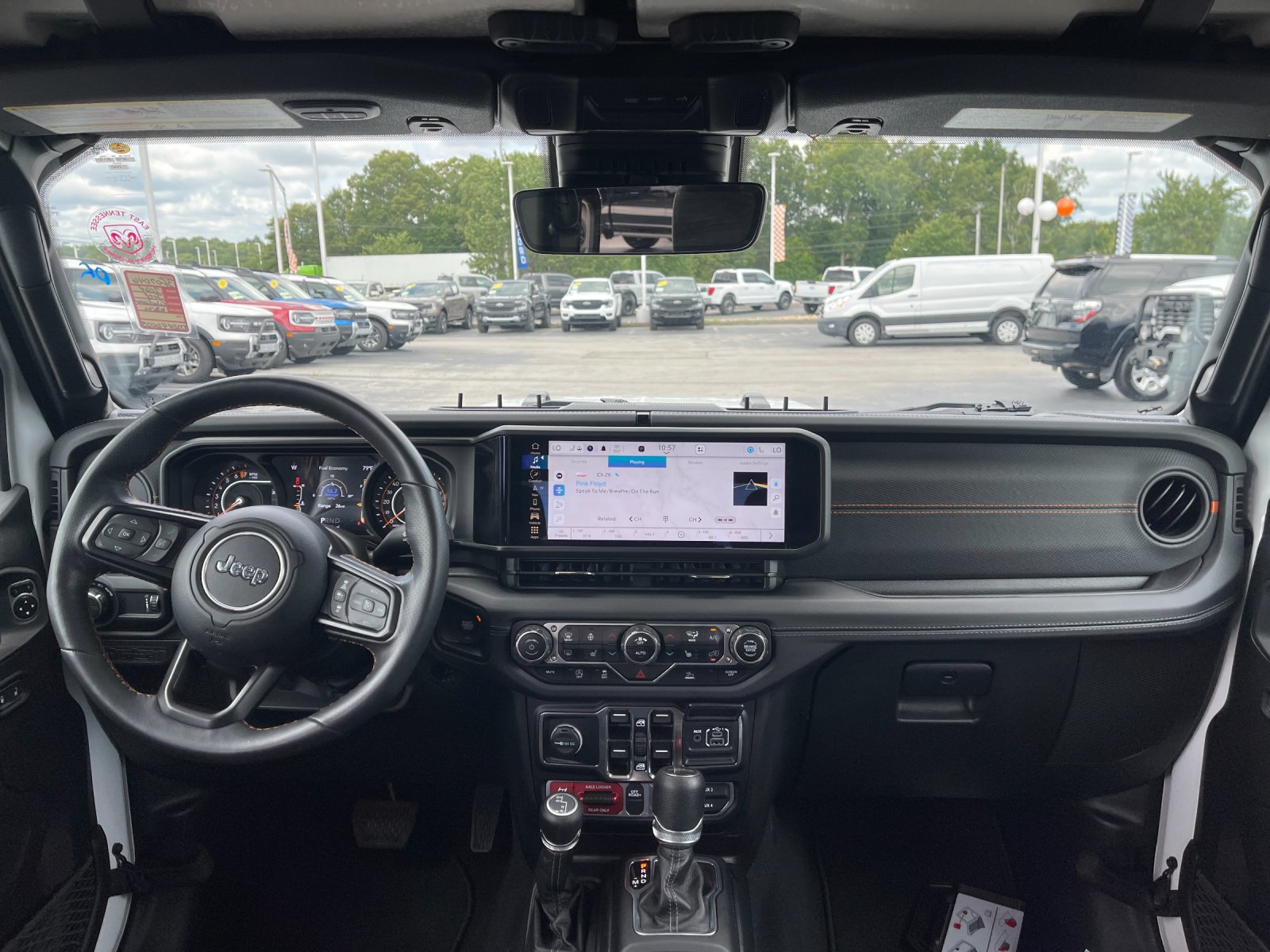 Used 2024 White Jeep Mojave image 15