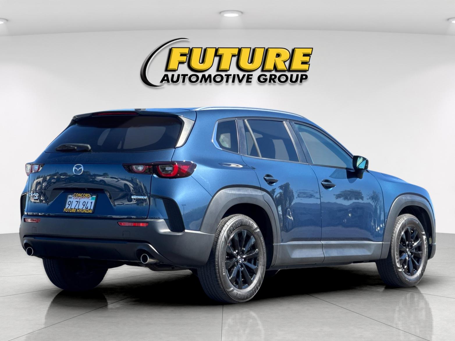 Used 2024 Blue Mazda 2.5 S Preferred Package image 3