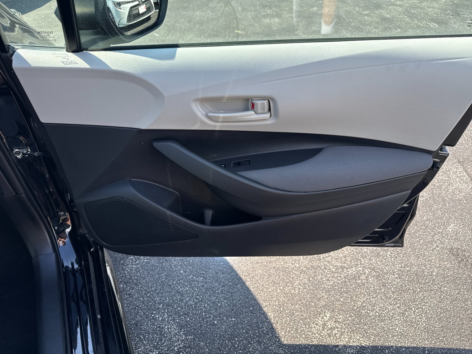 Used 2025 Black Toyota LE image 27