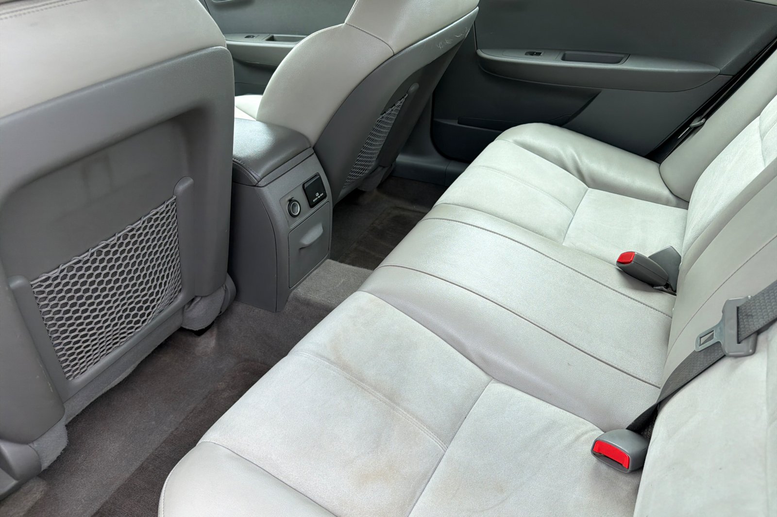 Used 2012 White Chevrolet LT image 10