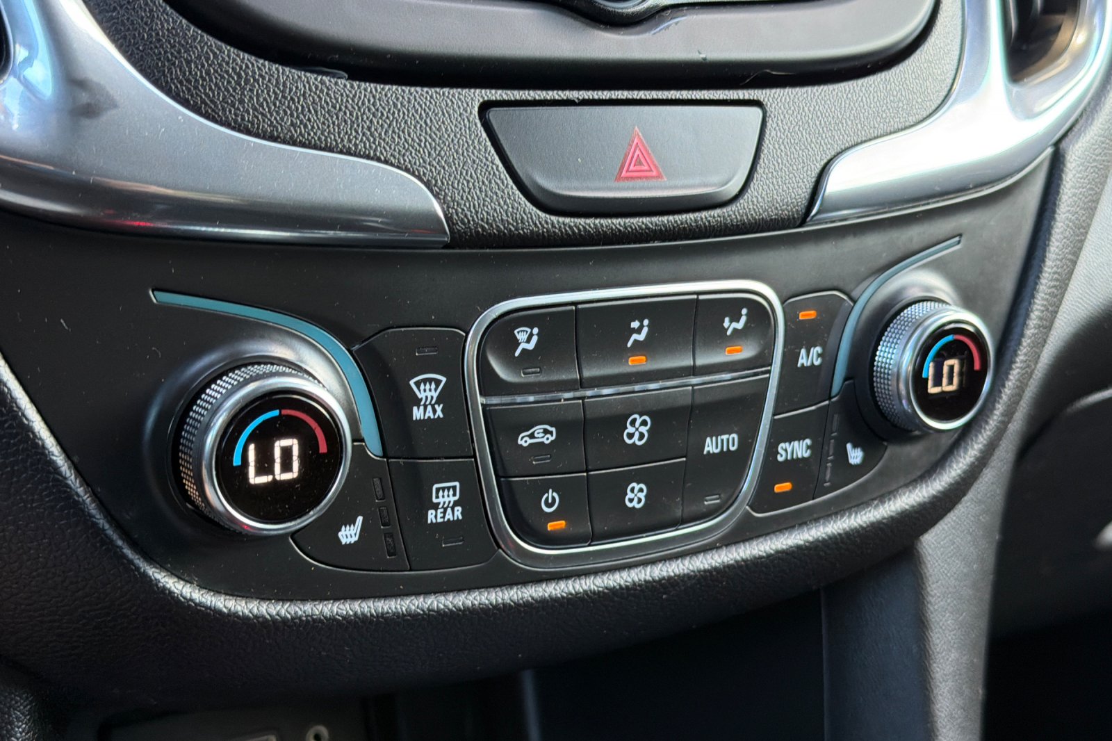 Used 2020 Silver Chevrolet LT image 17