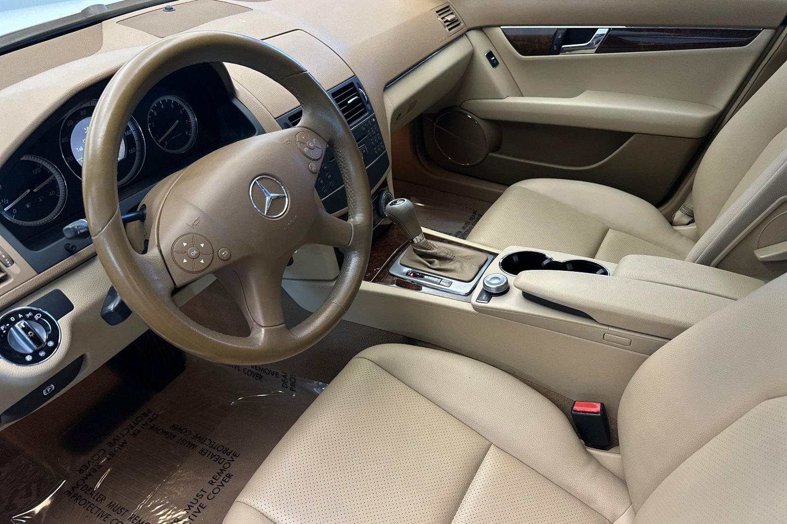 Used 2008 White Mercedes-Benz C 300 image 10