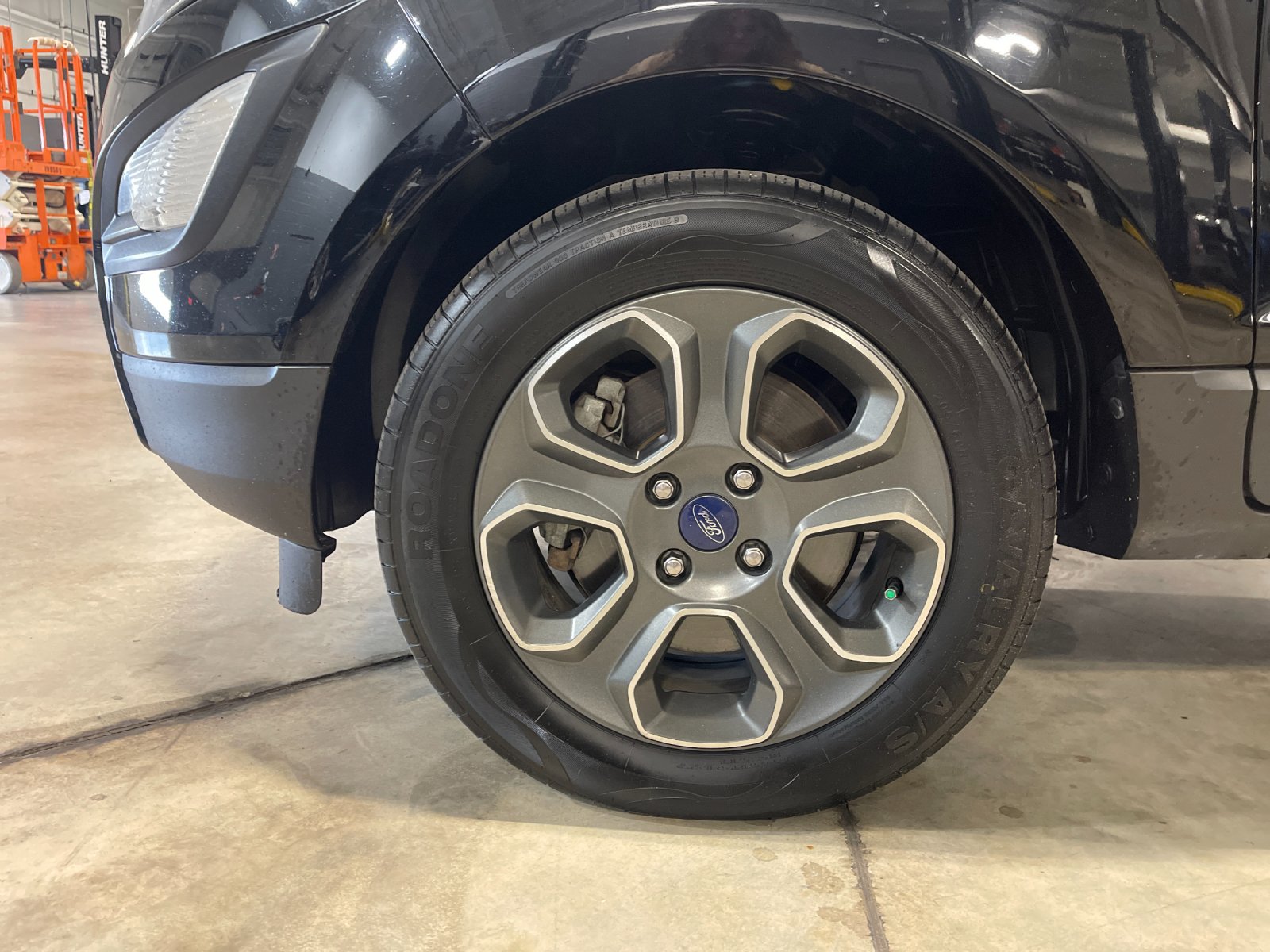 Used 2019 Black Ford S image 30