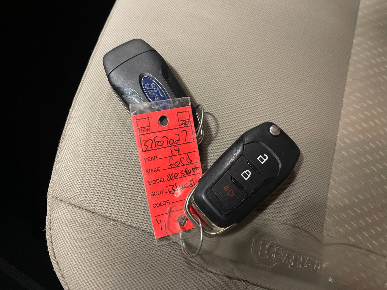 Used 2019 Black Ford S image 10