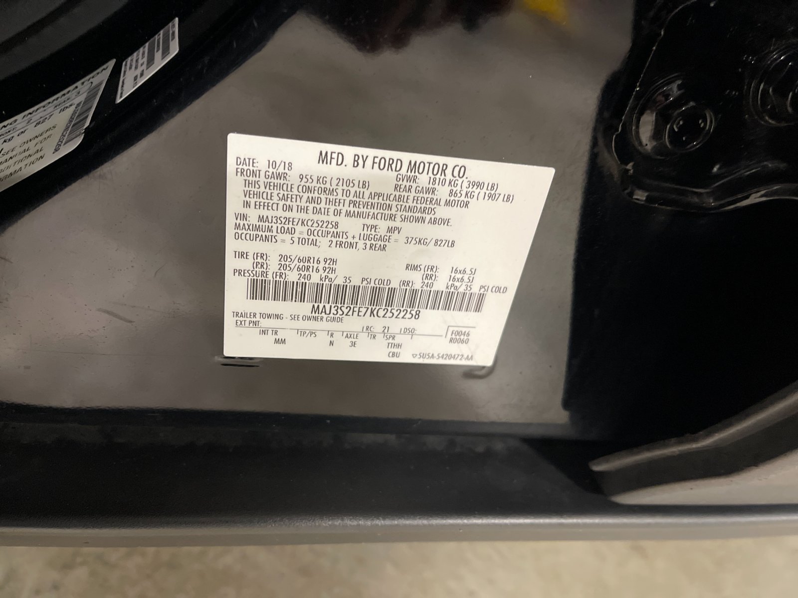 Used 2019 Black Ford S image 31