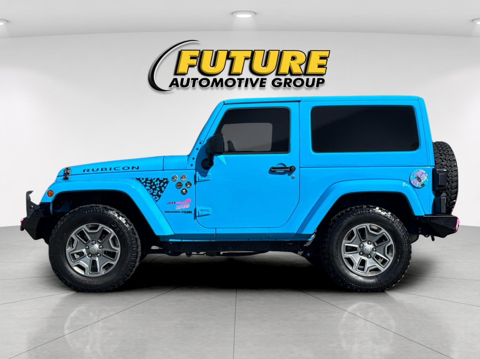 Used 2018 Blue Jeep Rubicon image 7