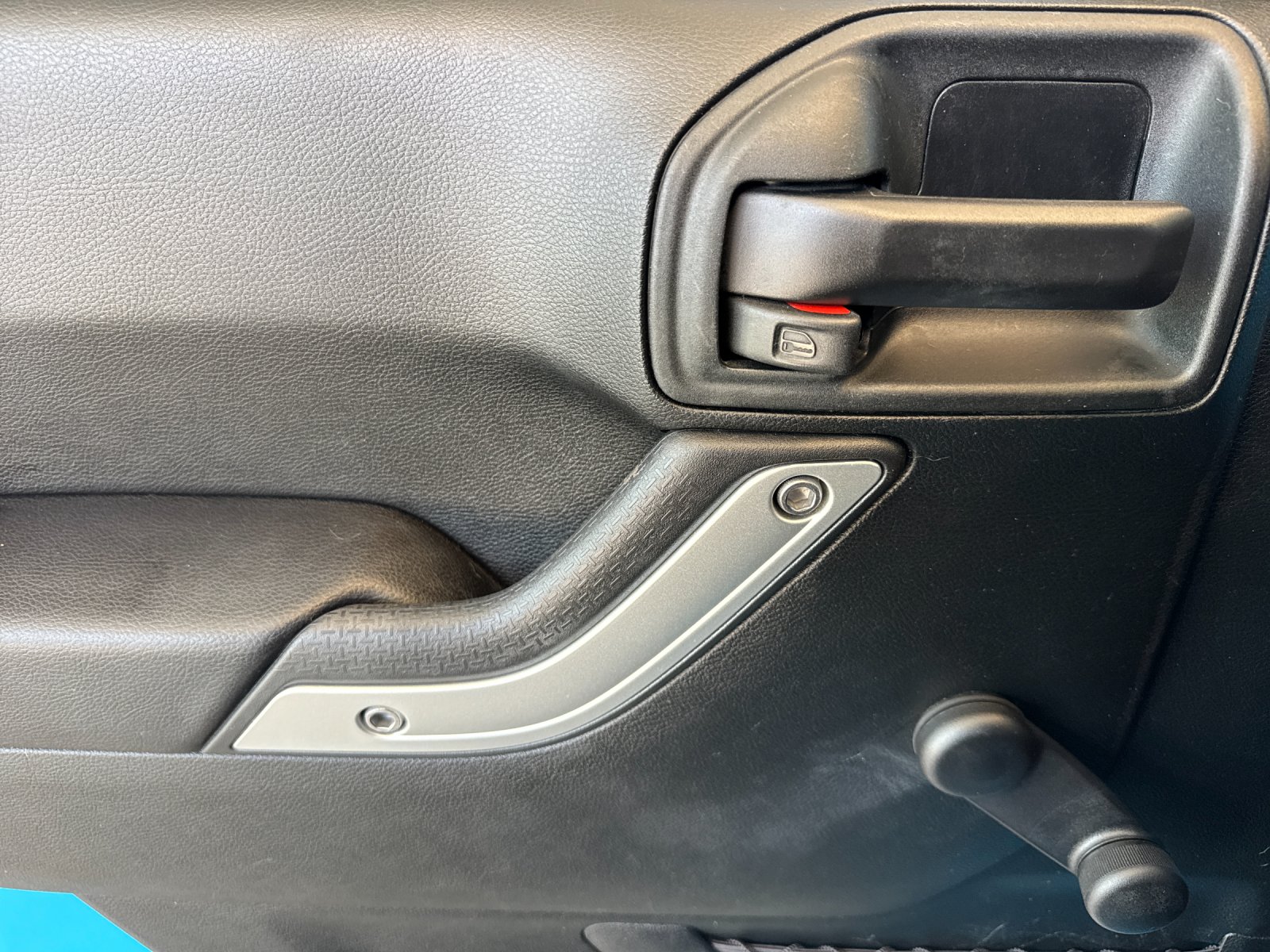 Used 2018 Blue Jeep Rubicon image 11