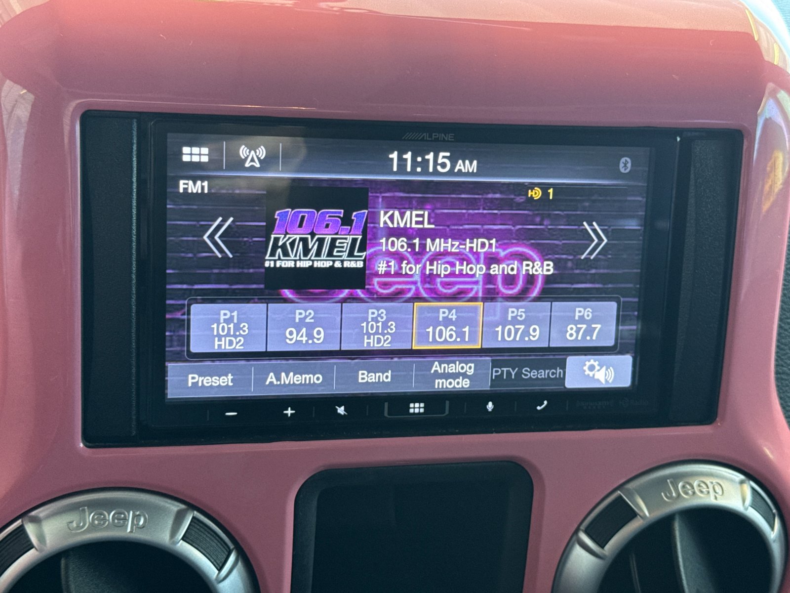 Used 2018 Blue Jeep Rubicon image 18