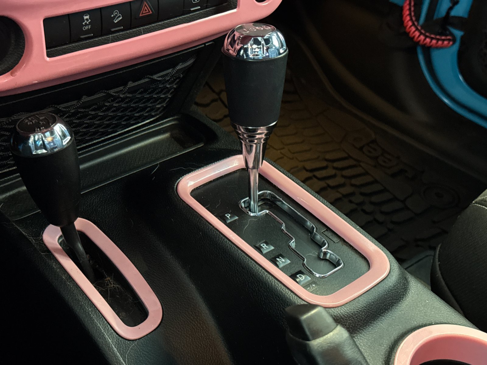 Used 2018 Blue Jeep Rubicon image 20