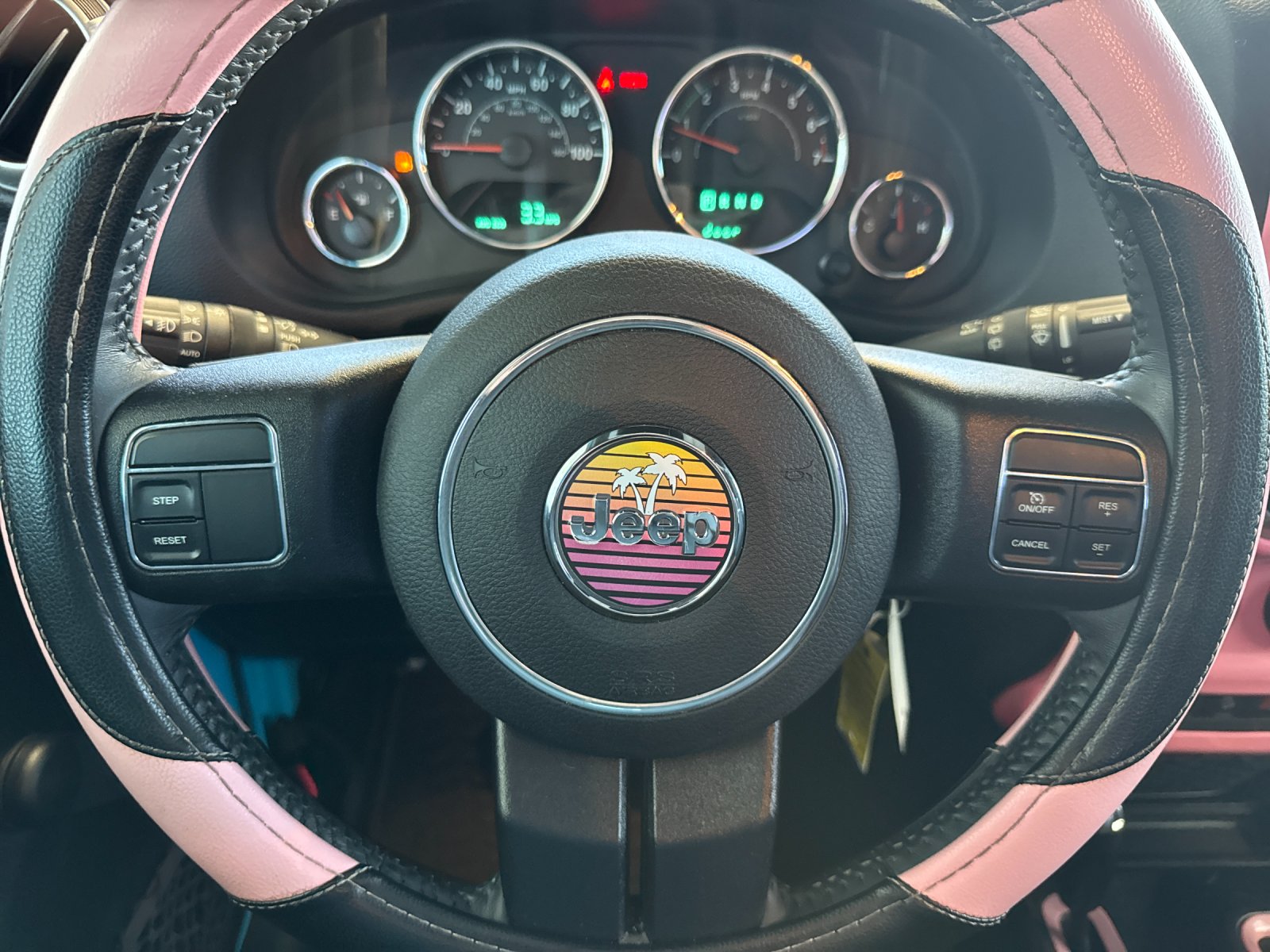 Used 2018 Blue Jeep Rubicon image 21
