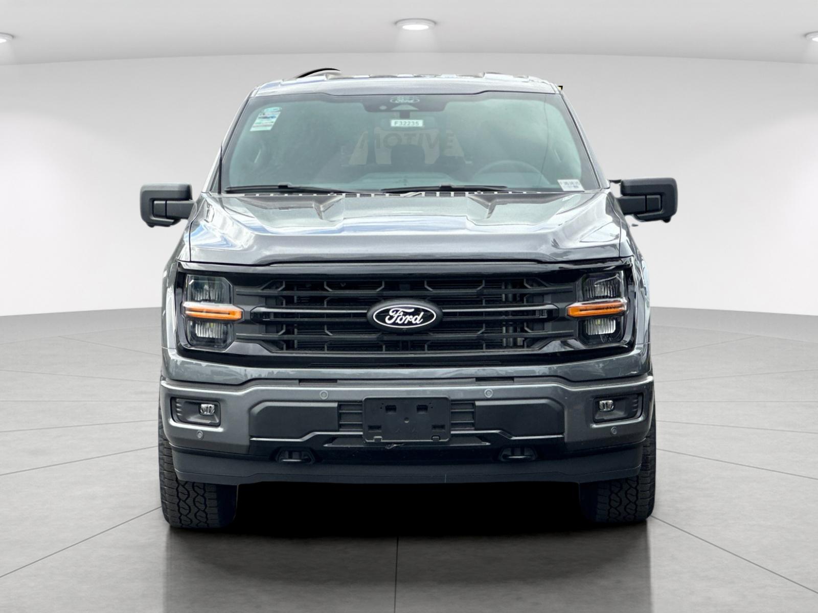 New 2026 Carbonized Gray Metallic Ford XLT image 8