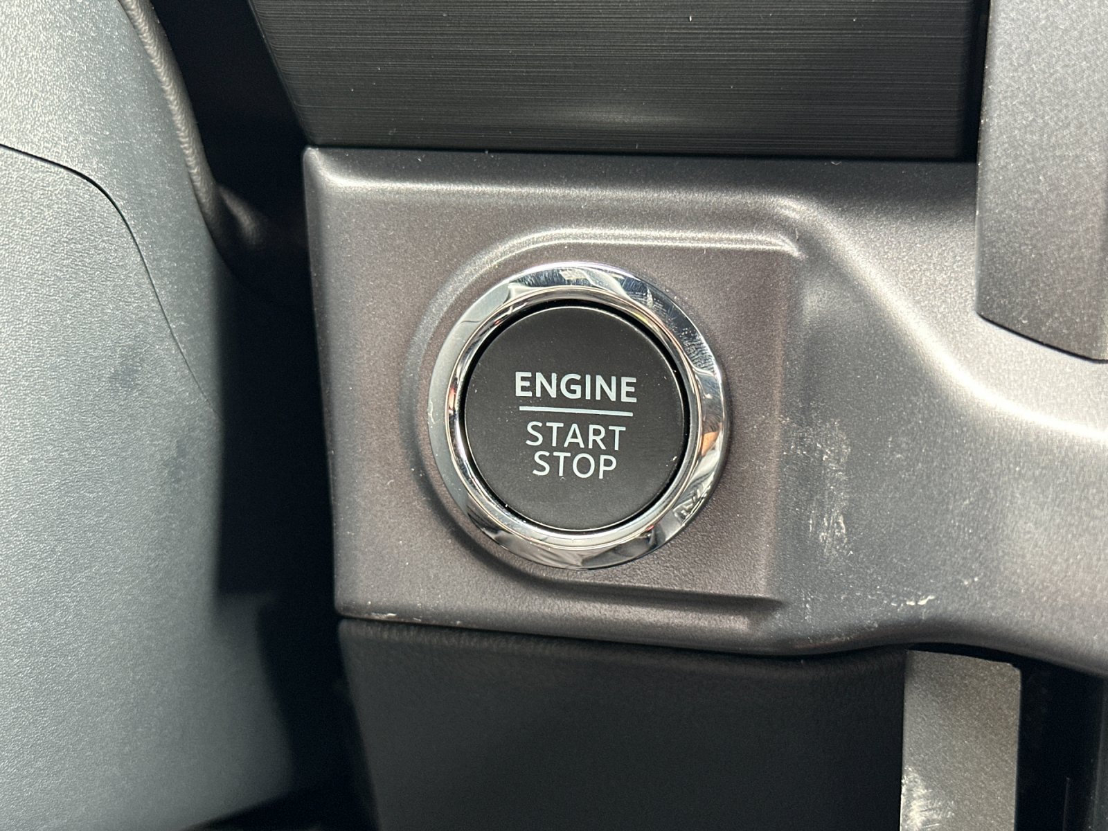 New 2026 Carbonized Gray Metallic Ford XLT image 21