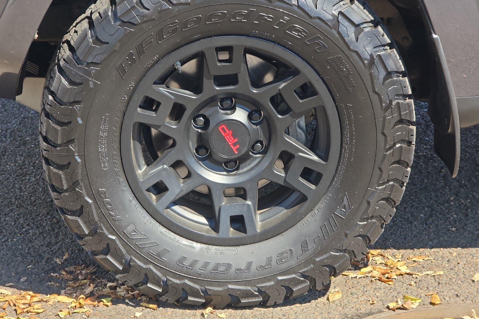 Certified Used 2020 Magnetic Gray Metallic Toyota TRD Off-Road Premium image 26