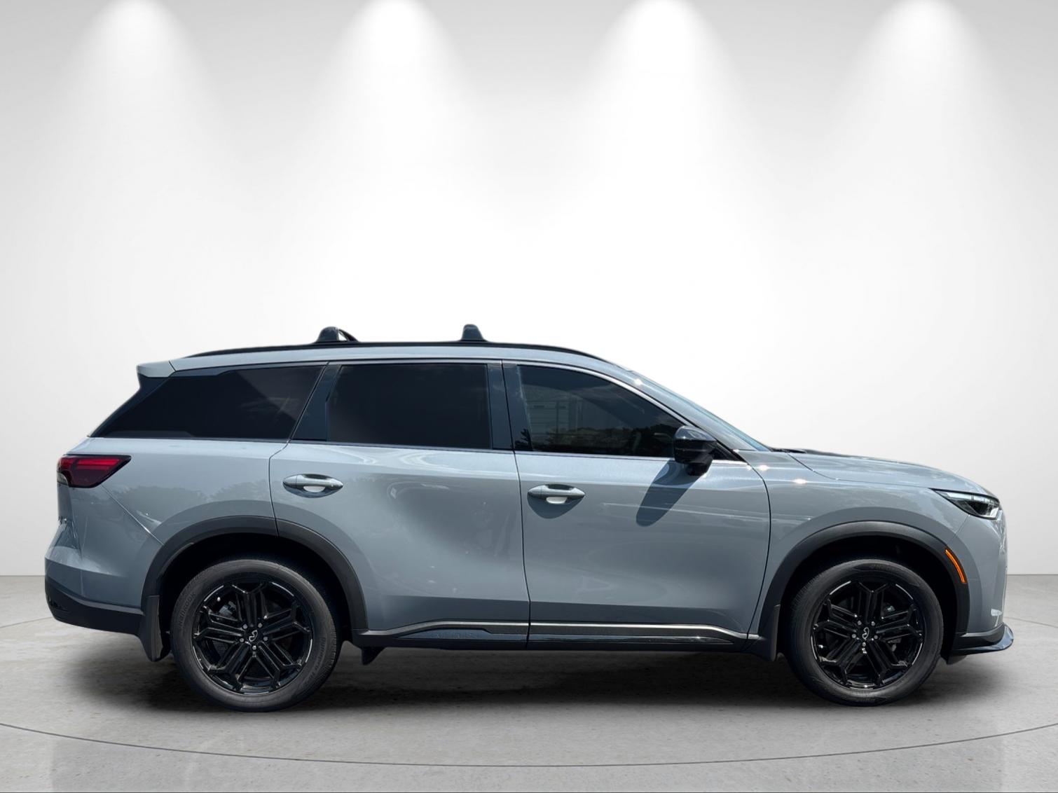 New 2026 HARBOR GRAY INFINITI Sport AWD image 6