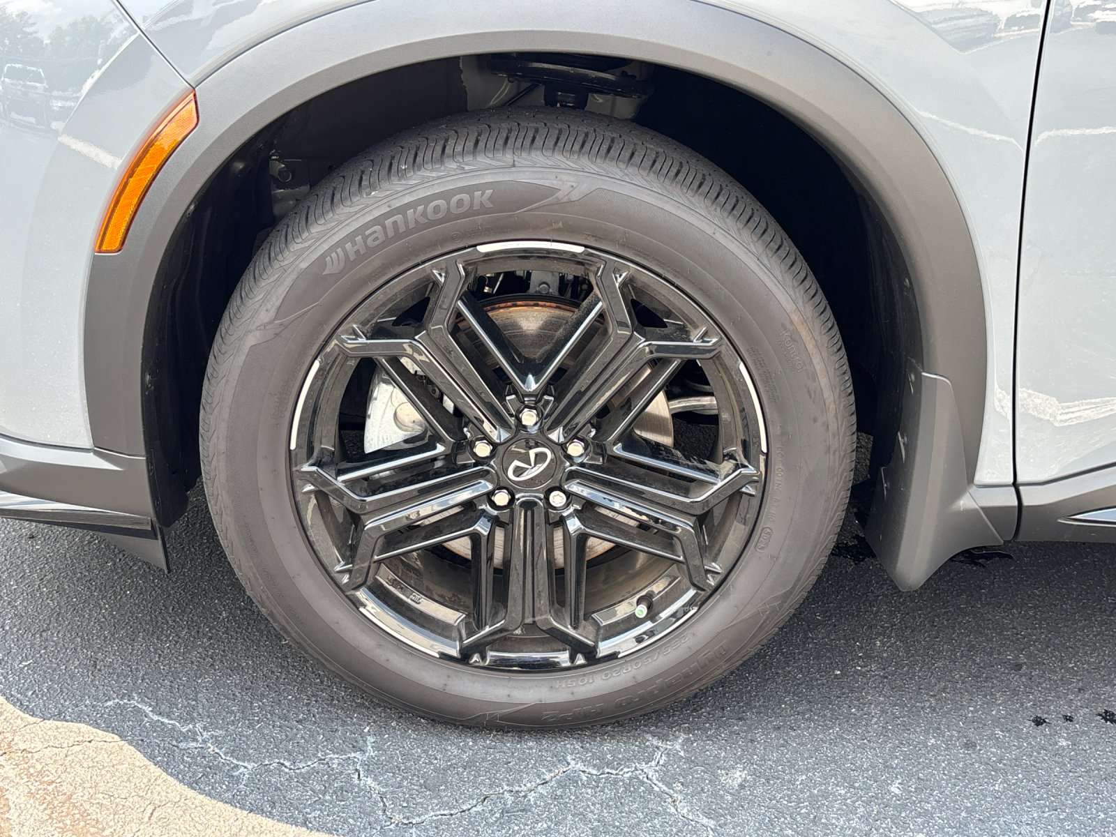 New 2026 HARBOR GRAY INFINITI Sport AWD image 10