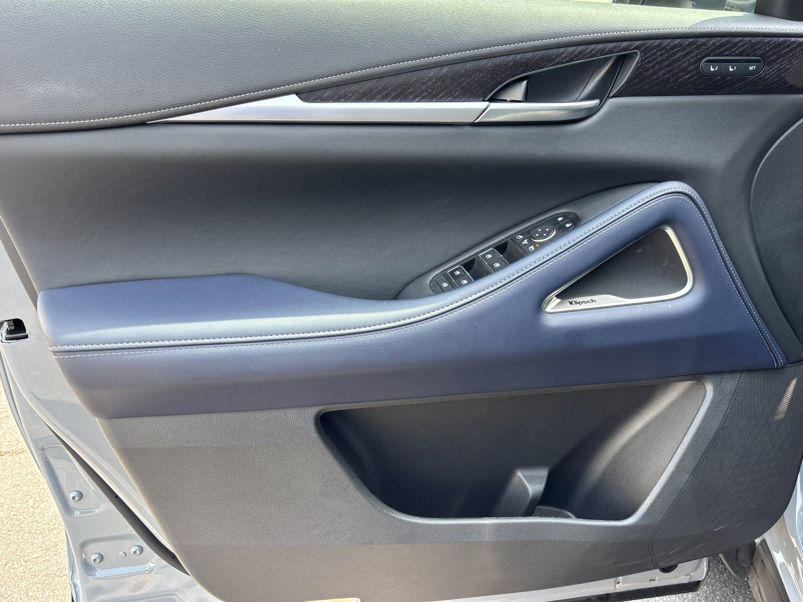 New 2026 HARBOR GRAY INFINITI Sport AWD image 13