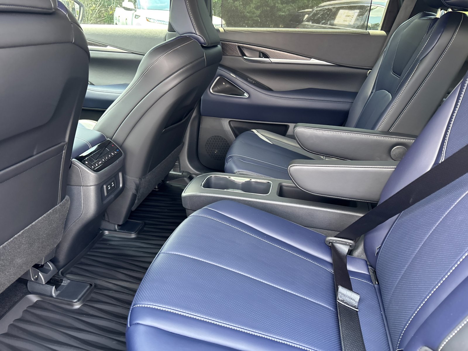 New 2026 HARBOR GRAY INFINITI Sport AWD image 33