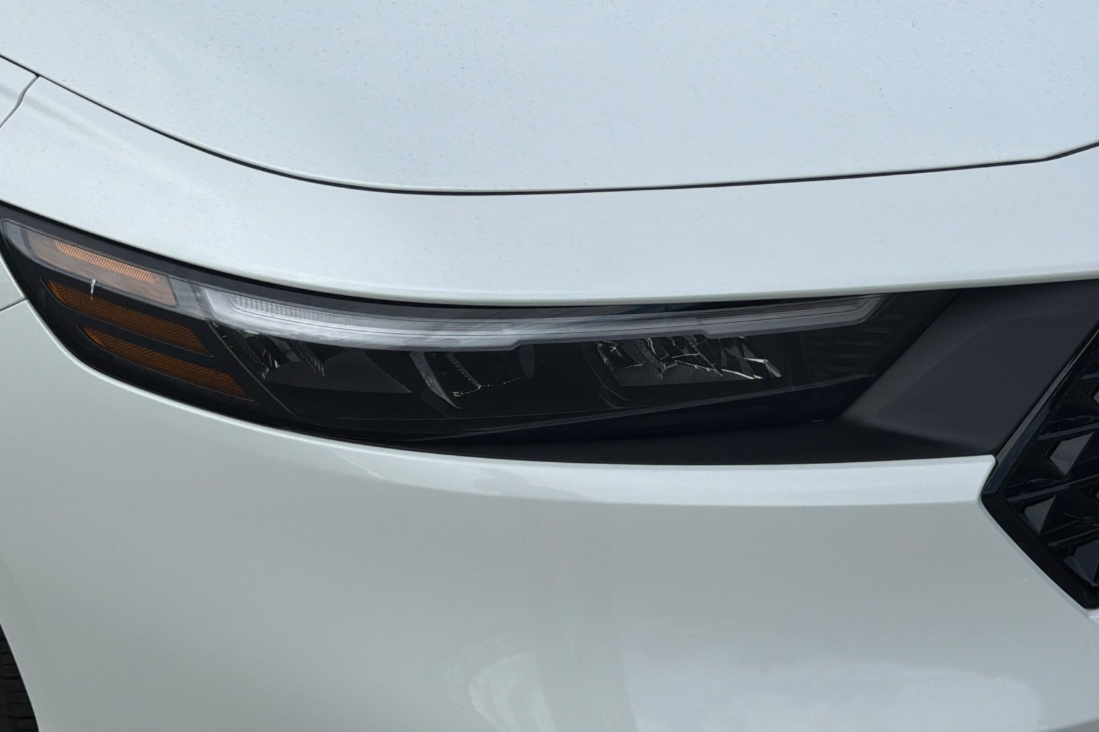 New 2026 Platinum White Pearl Honda Sport image 29