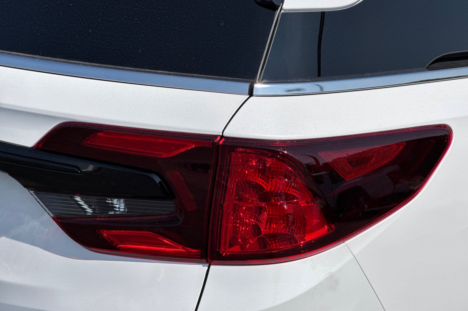New 2026 Platinum White Pearl Honda Sport-L image 31