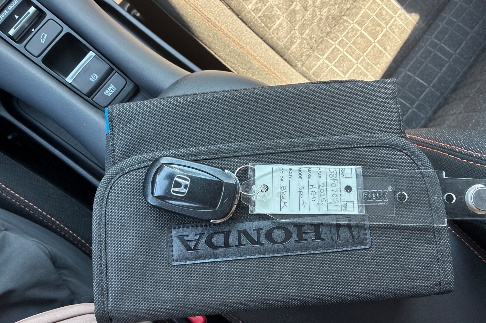 Used 2025 Crystal Black Pearl Honda Sport image 9