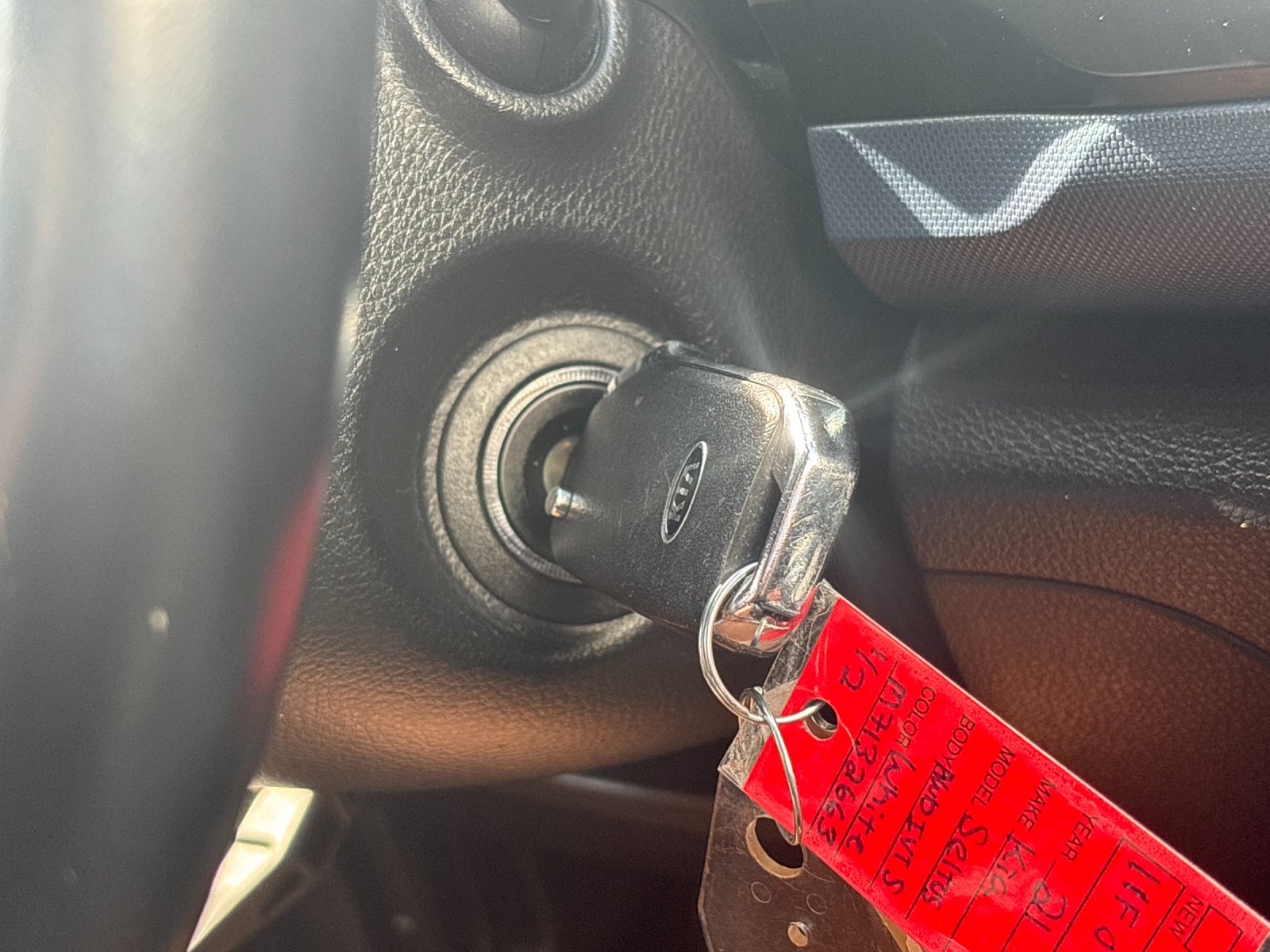 Used 2021 Snow White Pearl Kia S image 23