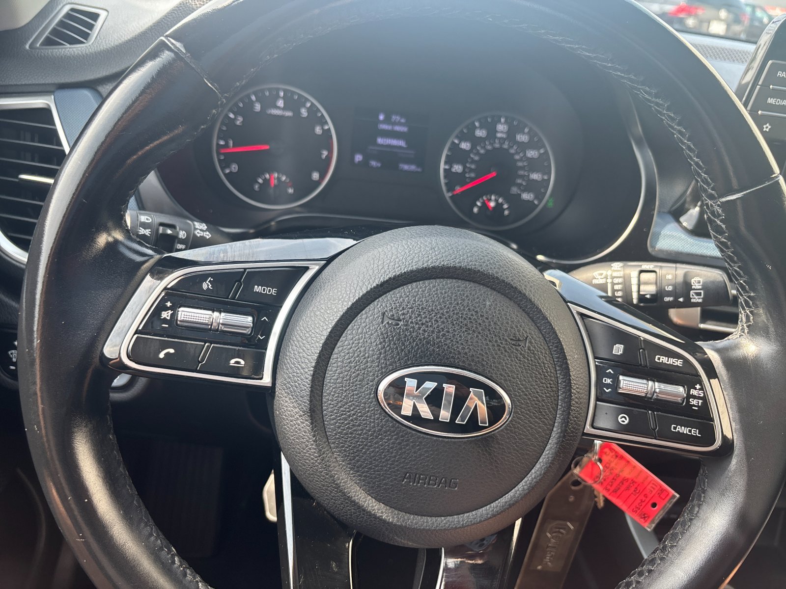 Used 2021 Snow White Pearl Kia S image 24