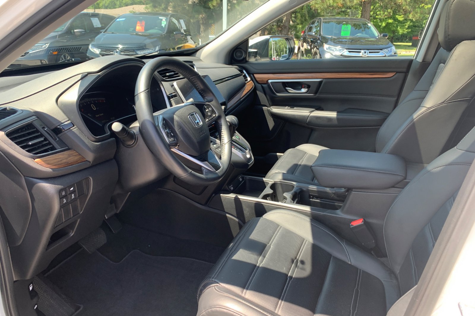Certified Used 2022 Platinum White Pearl Honda EX-L image 11
