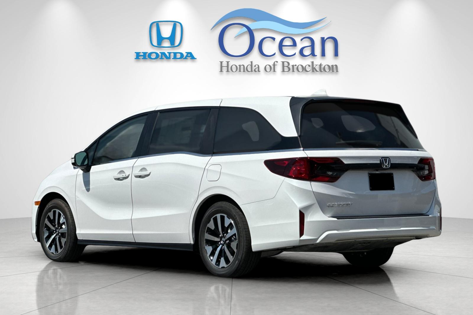 New 2026 Platinum White Pearl Honda EX-L image 3
