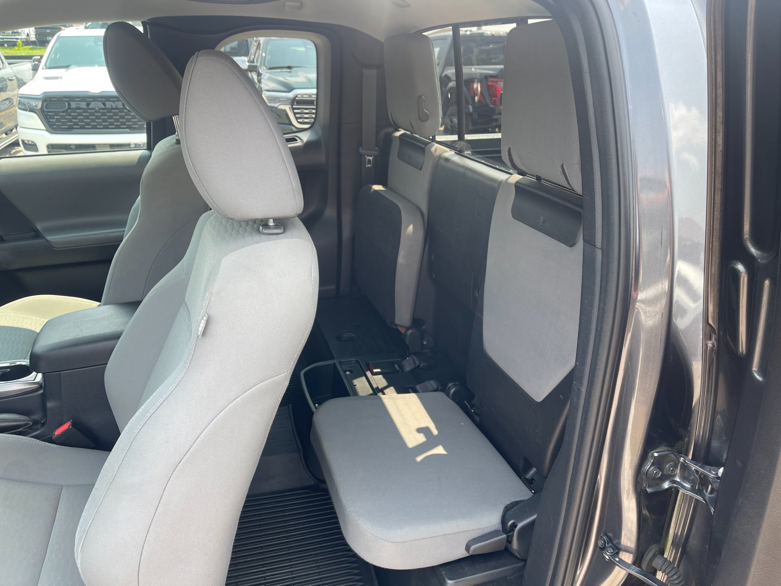 Used 2019 Gray Toyota SR5 image 14