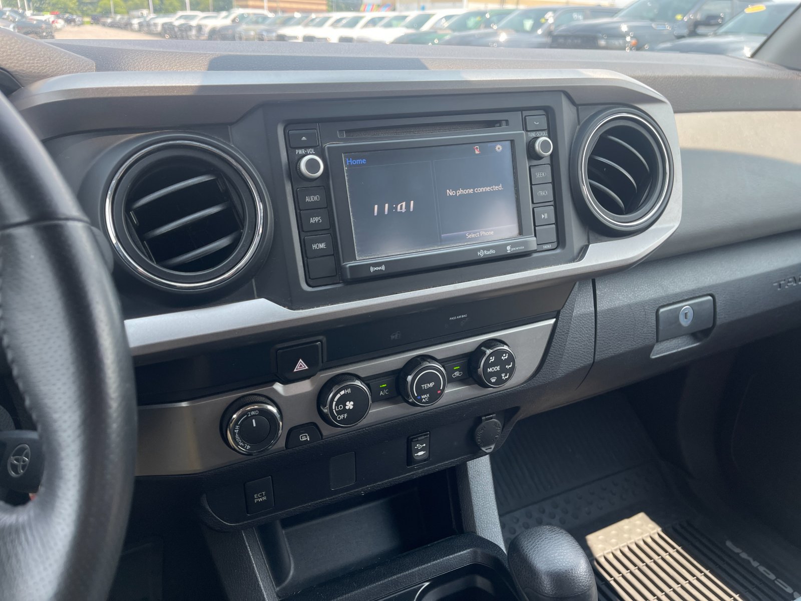 Used 2019 Gray Toyota SR5 image 19