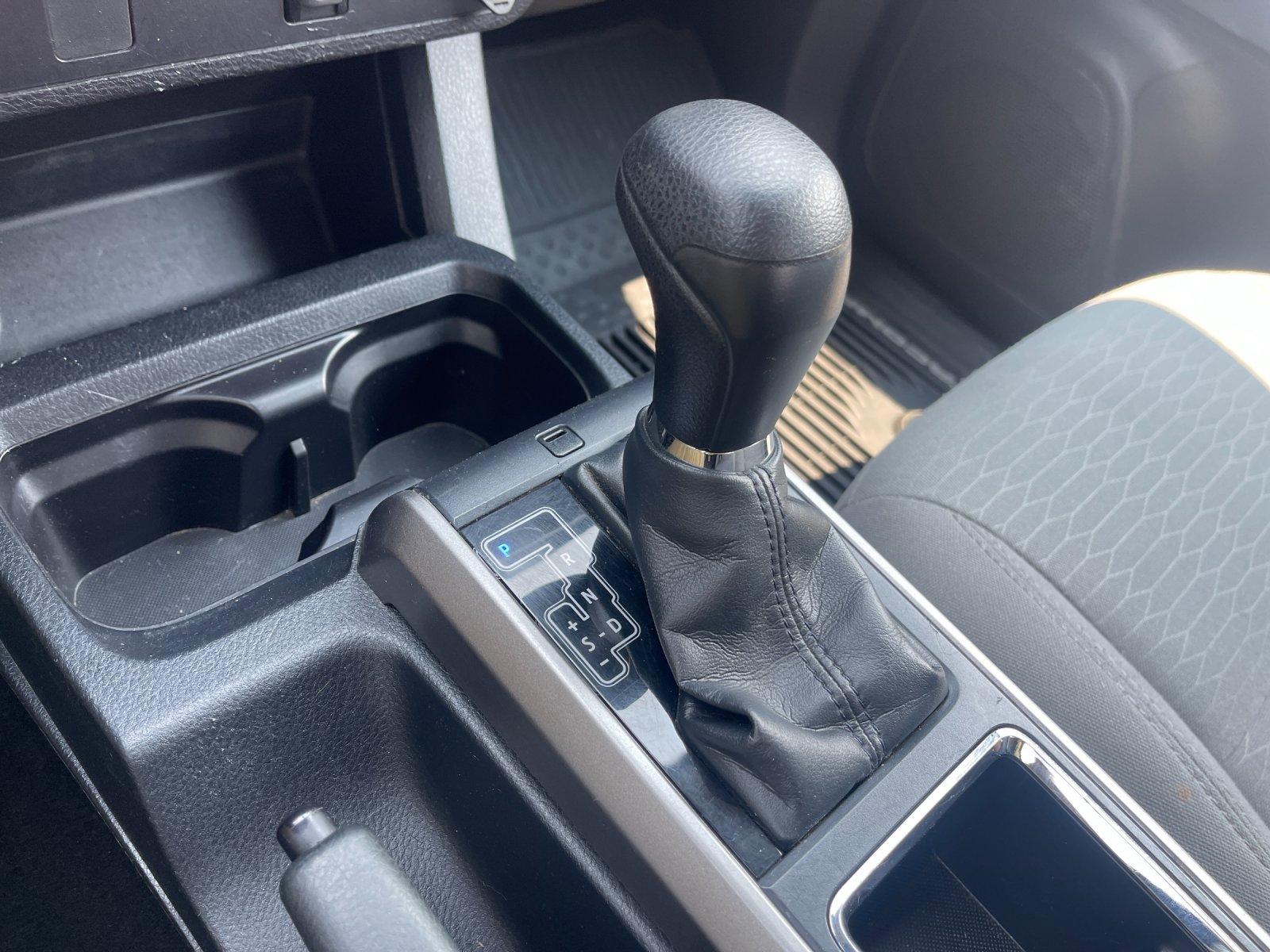 Used 2019 Gray Toyota SR5 image 22