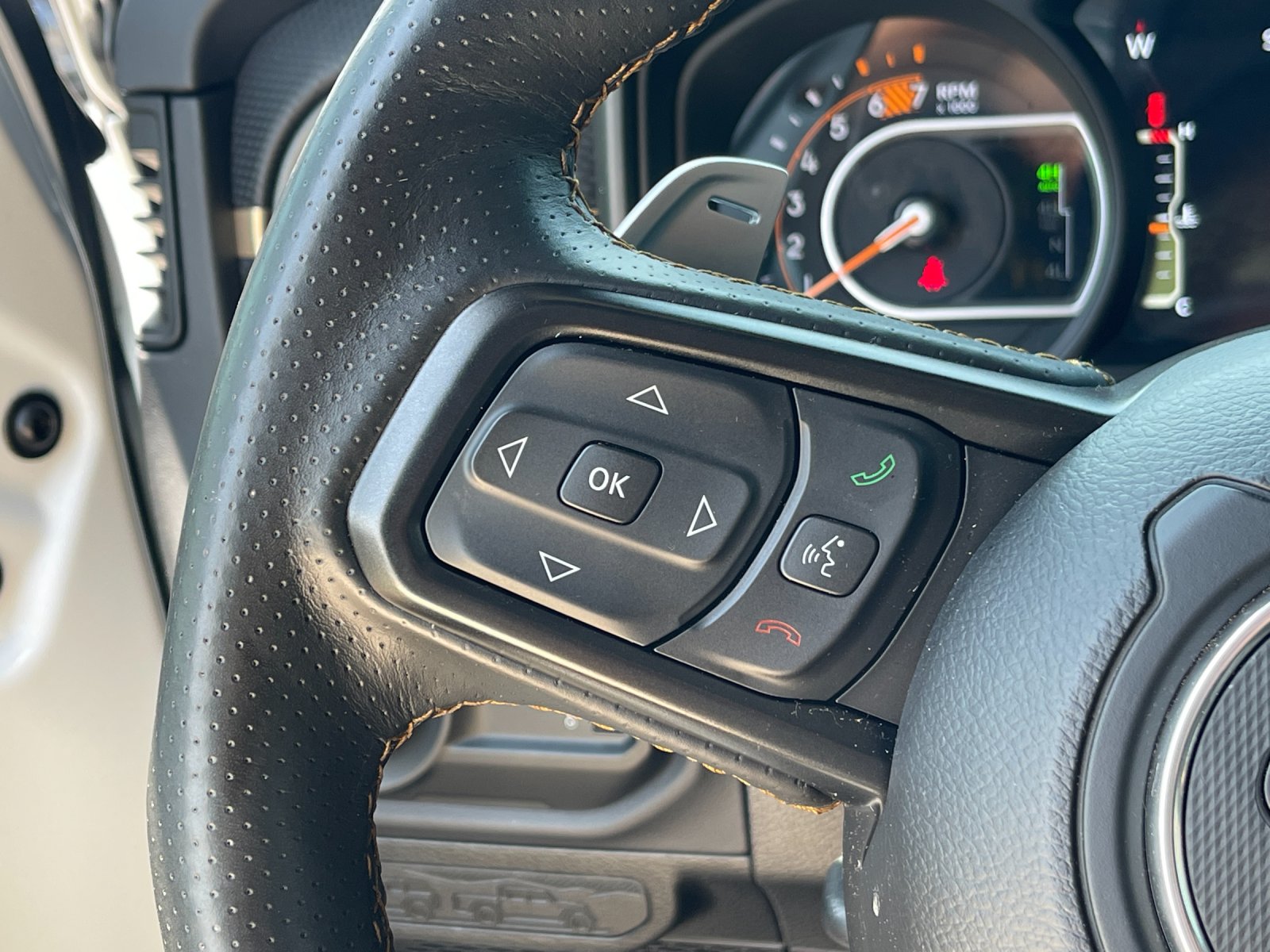 Used 2024 White Jeep Rubicon 392 image 28