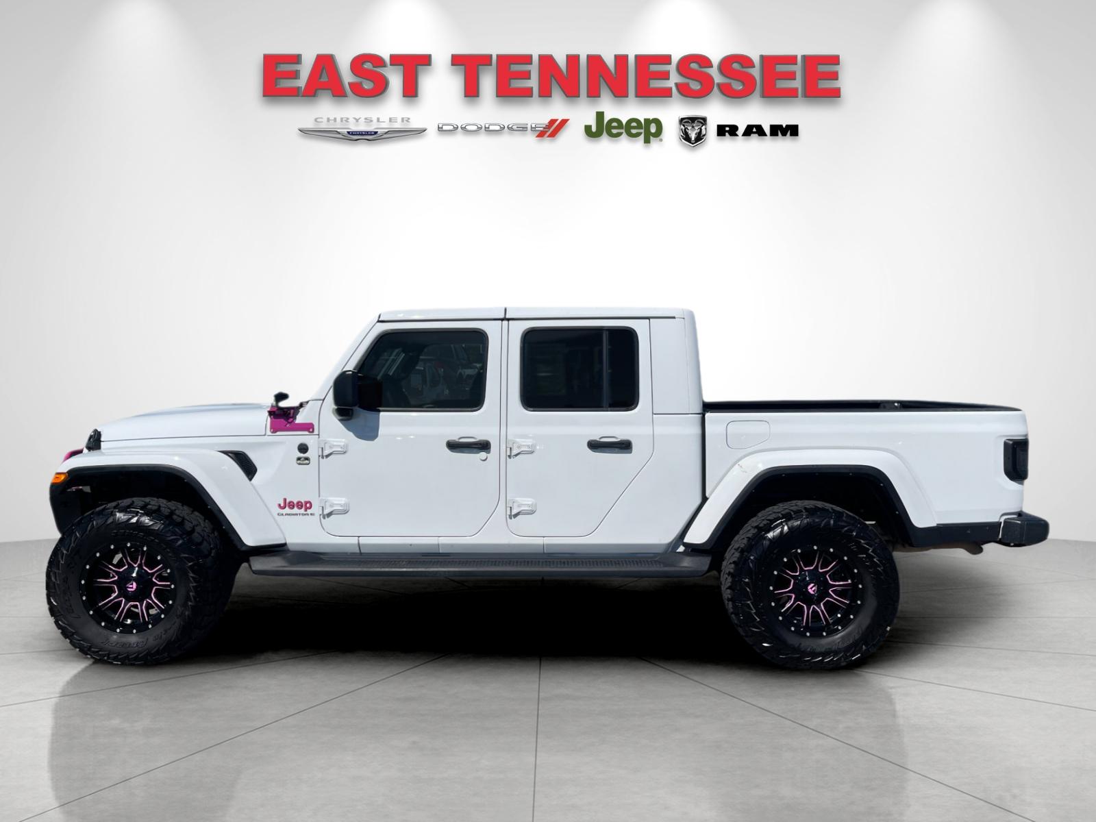 Used 2024 White Jeep Sport S image 6