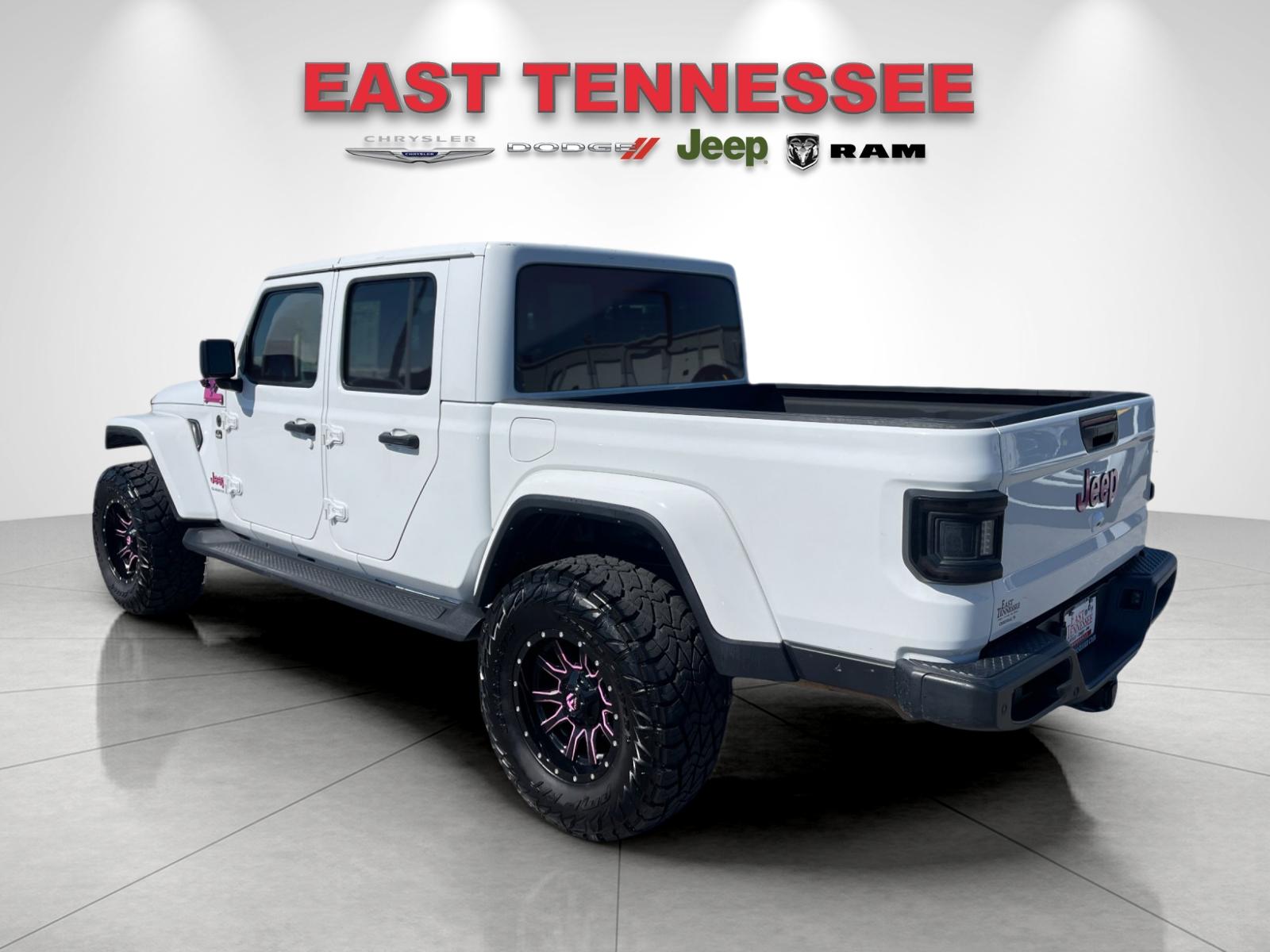 Used 2024 White Jeep Sport S image 5