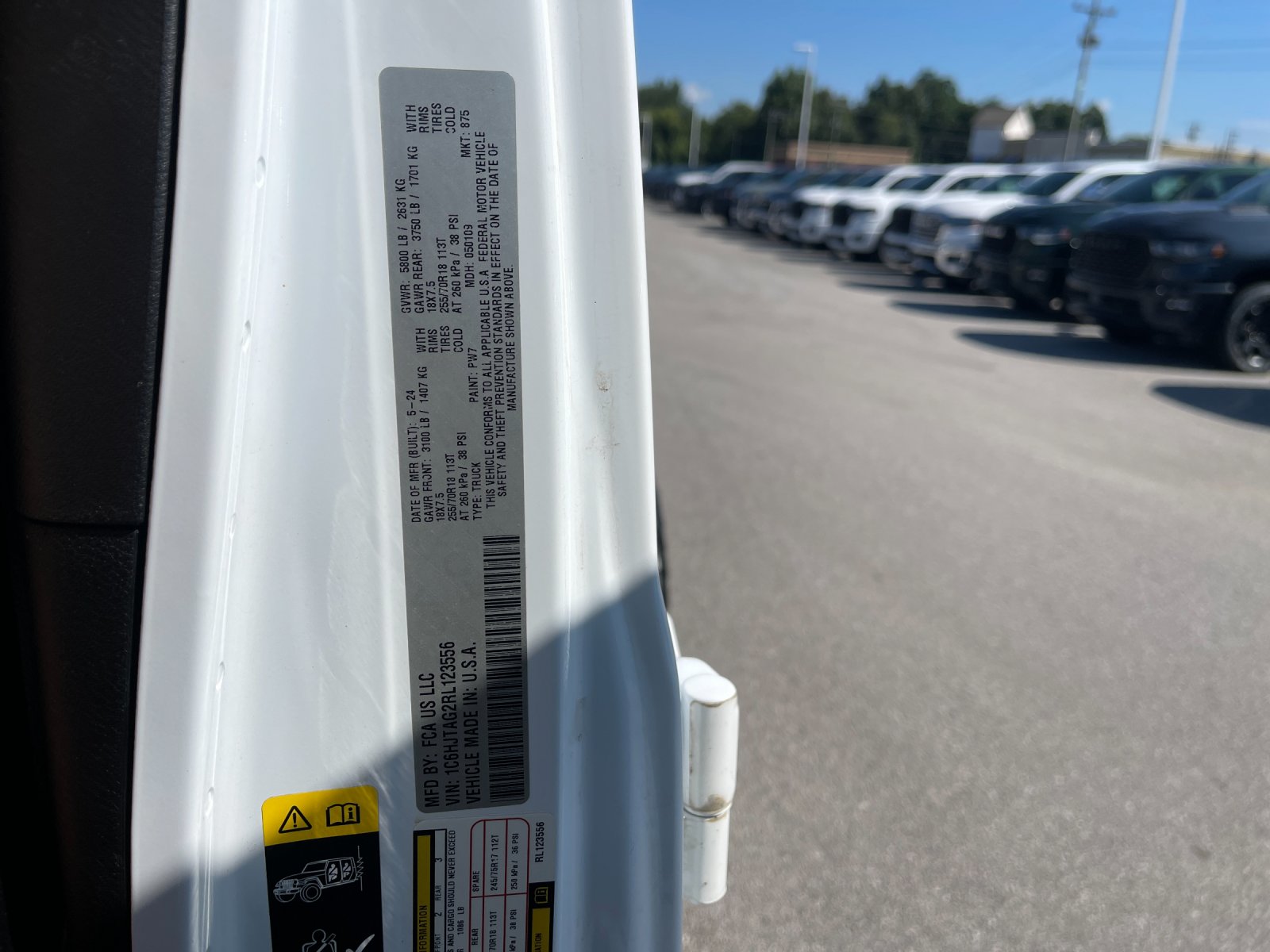 Used 2024 White Jeep Sport S image 31