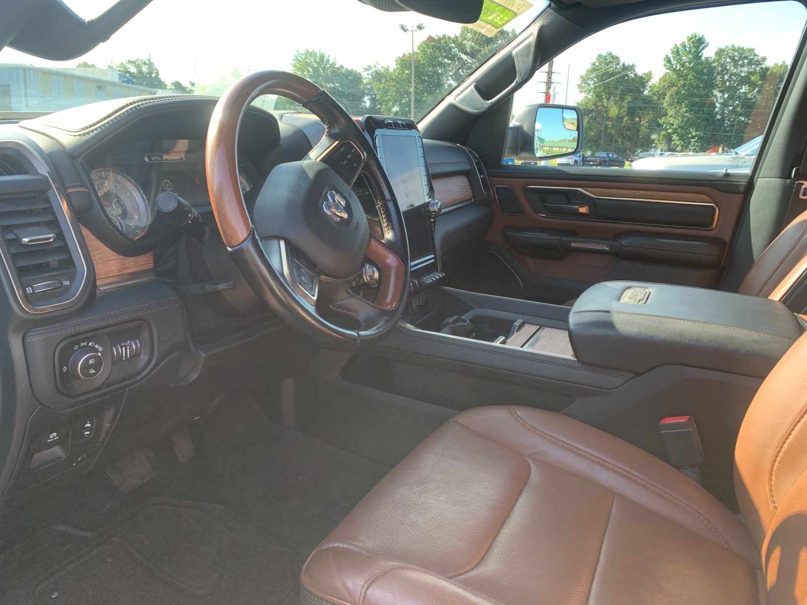 Used 2021 White Ram Limited image 12