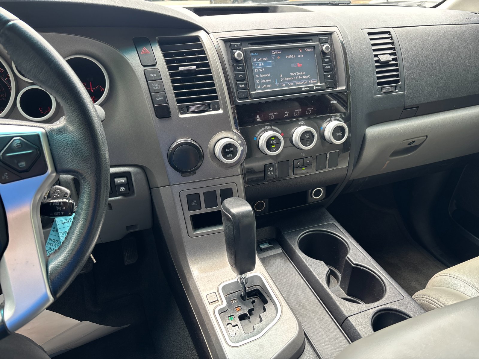 Used 2016 Super White Toyota SR5 image 27