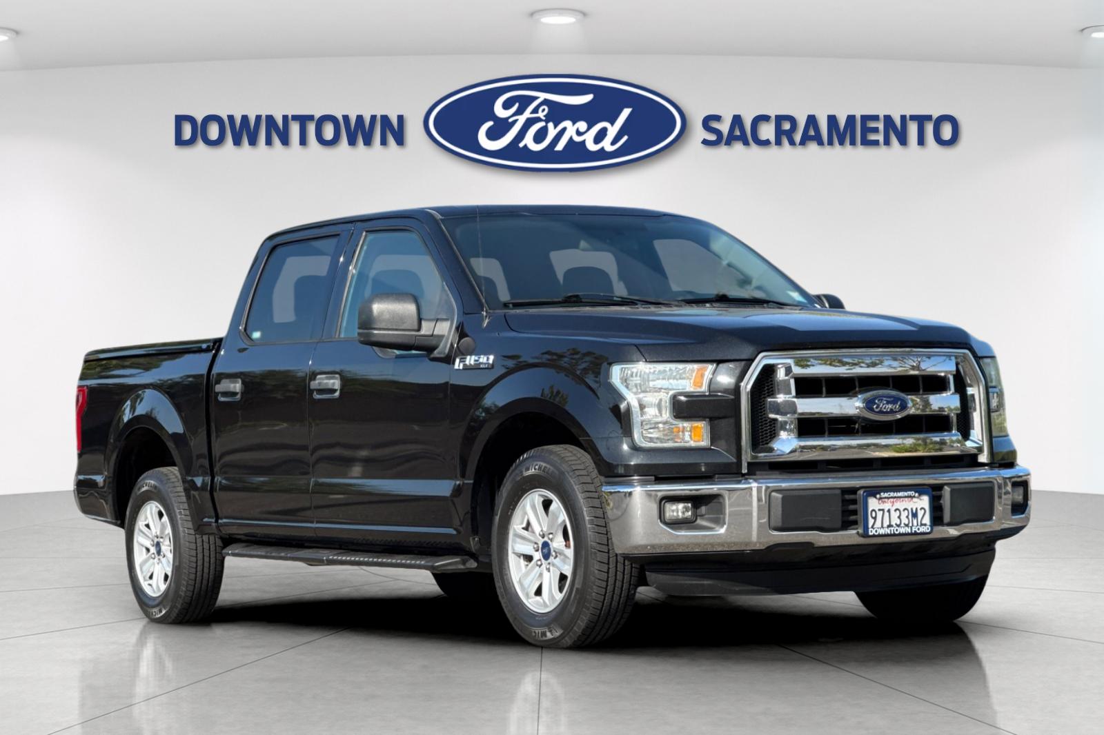 Used 2015 Tuxedo Black Metallic Ford XLT image 11