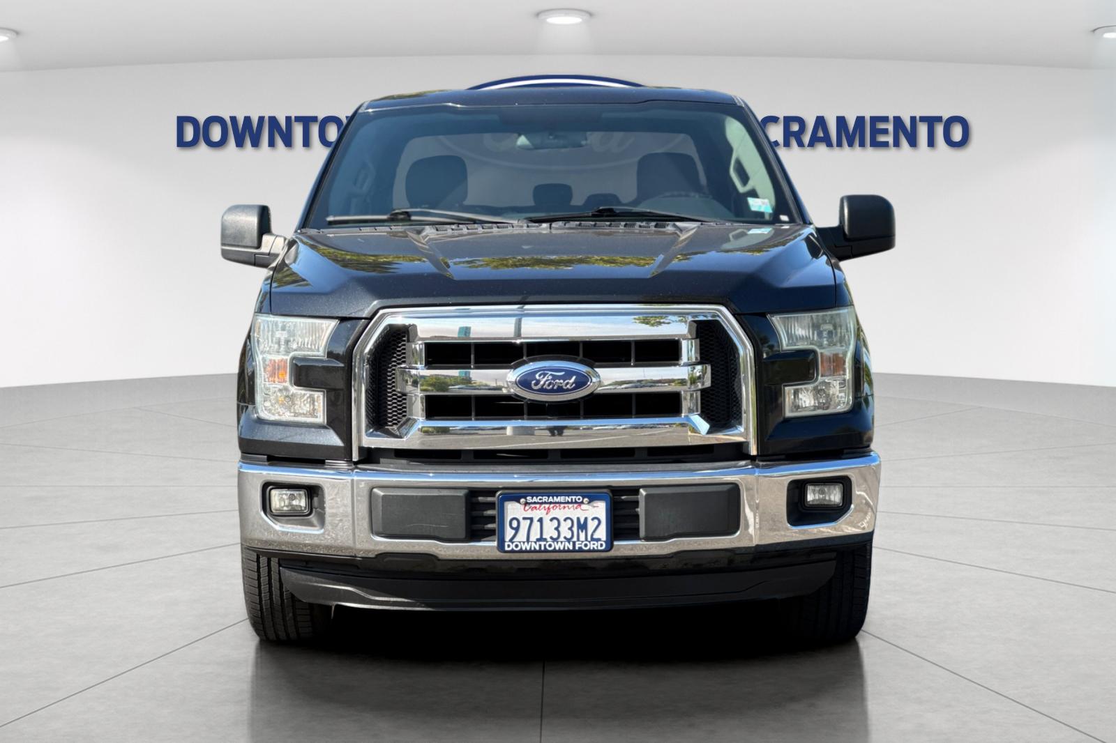 Used 2015 Tuxedo Black Metallic Ford XLT image 12