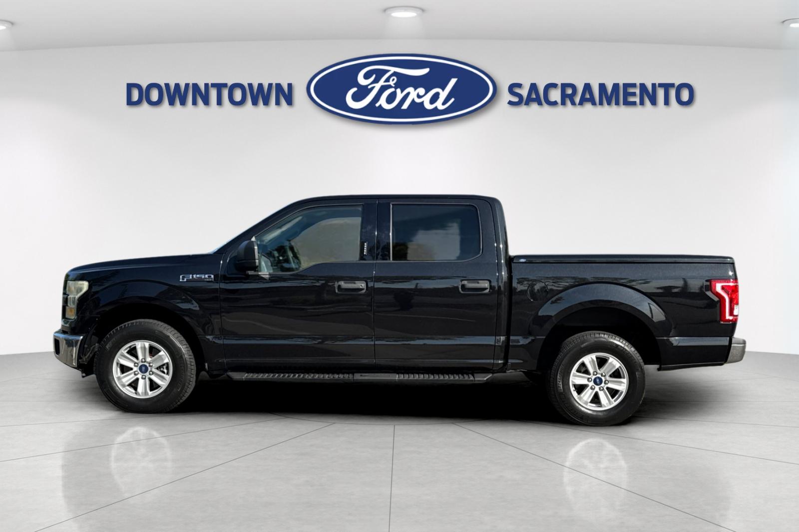 Used 2015 Tuxedo Black Metallic Ford XLT image 7