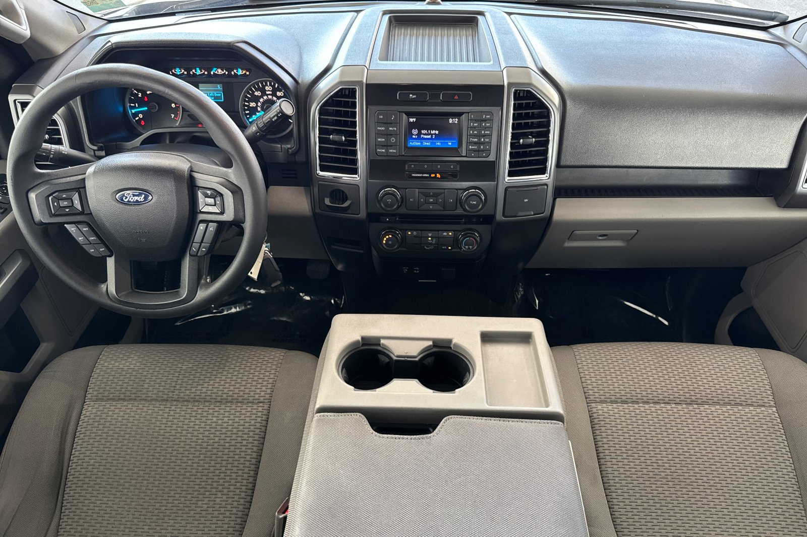 Used 2015 Tuxedo Black Metallic Ford XLT image 5
