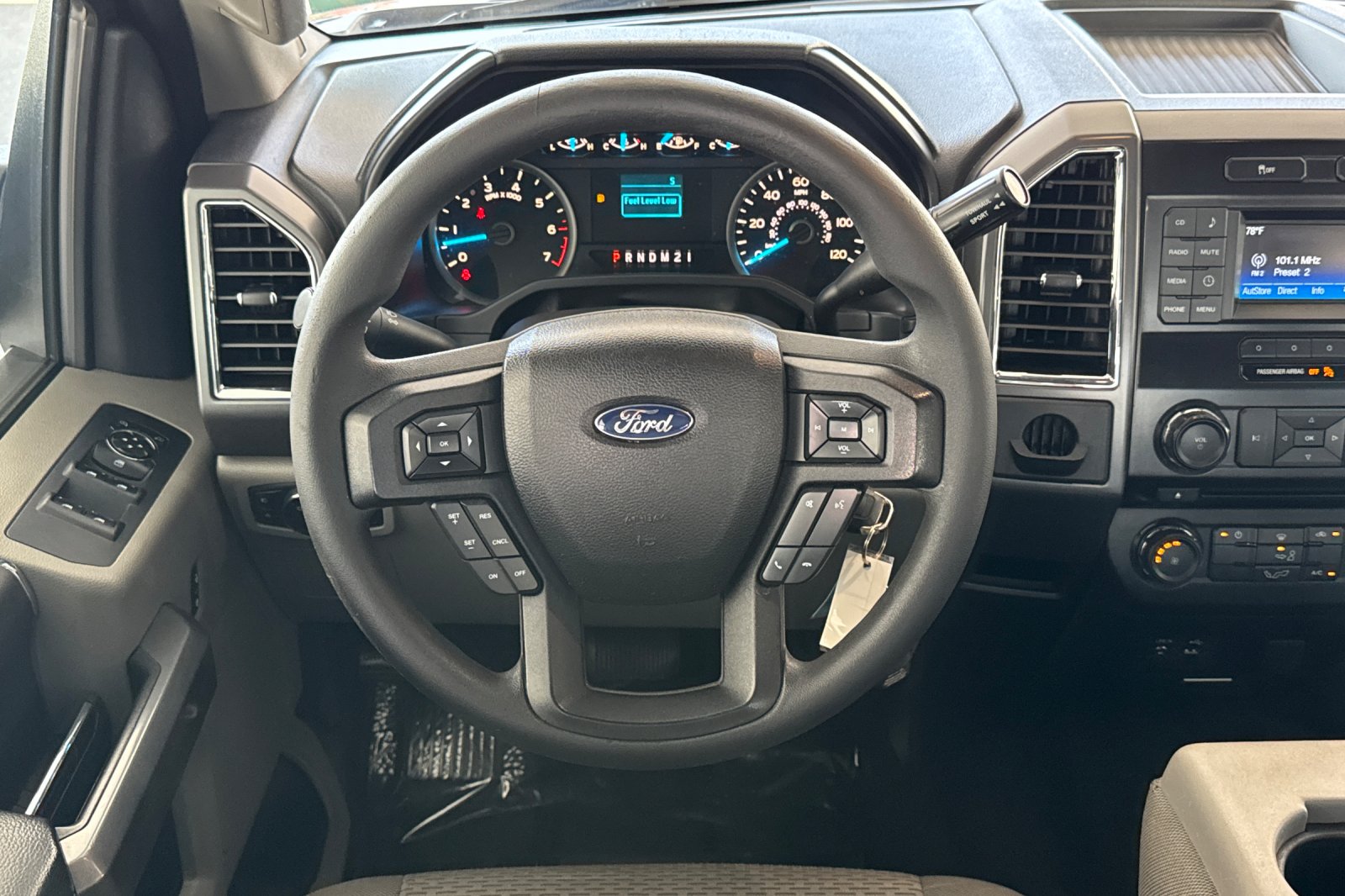 Used 2015 Tuxedo Black Metallic Ford XLT image 18