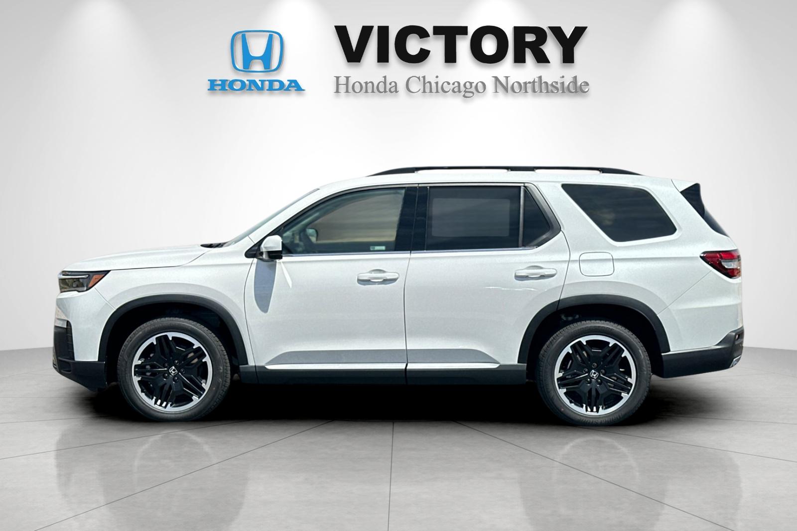 New 2026 White Honda Touring image 2